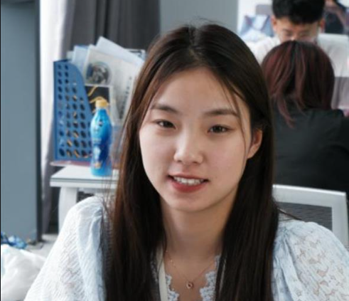 好赚!网红王志猩为父母全款提保时捷卡宴,曾拍段子月入70万