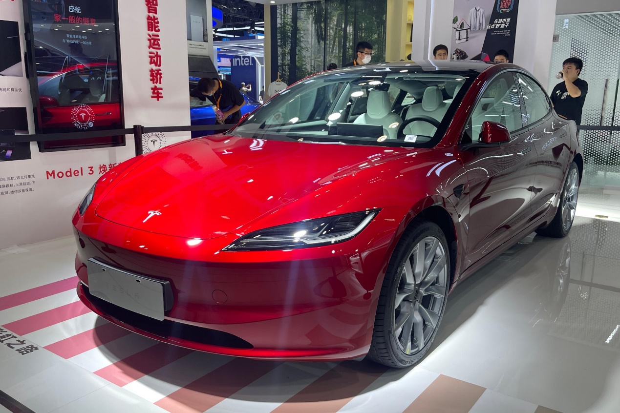 2023款model 3上市,中控屏换挡,特斯拉"黔驴技穷"了?