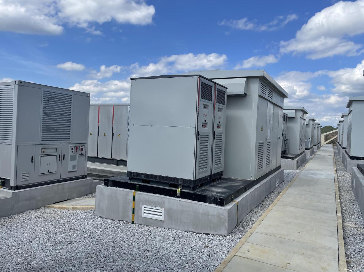贵州首个大型独立共享储能电站并网