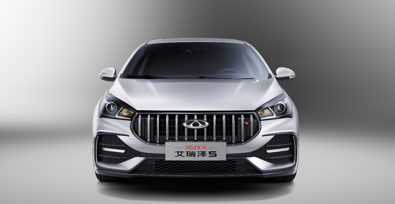 新车 - 新款奇瑞艾瑞泽5官图发布,1.5升动力提升,10月20日上市