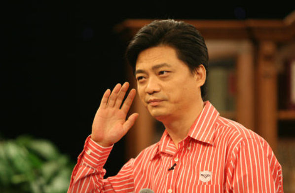 60岁崔永元近况曝光!萎靡不振疑身患抑郁,首回应穷得揭不开锅