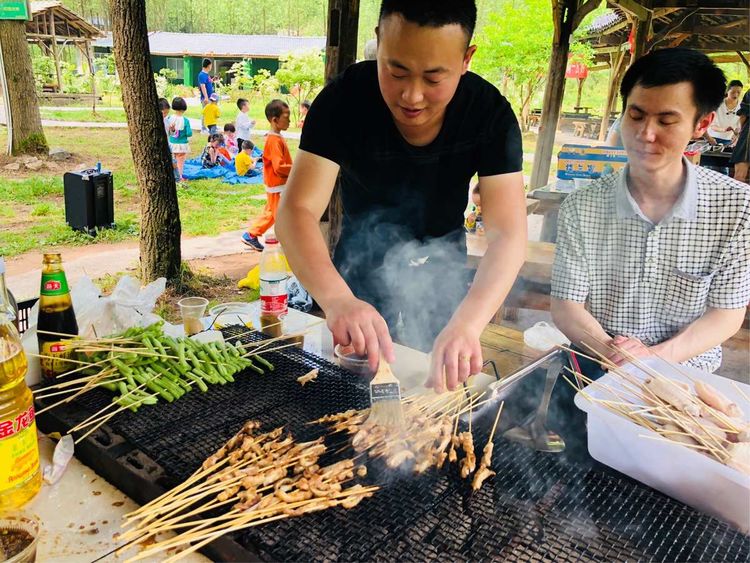 戶外親子燒烤活動:培養團隊合作精神好時機