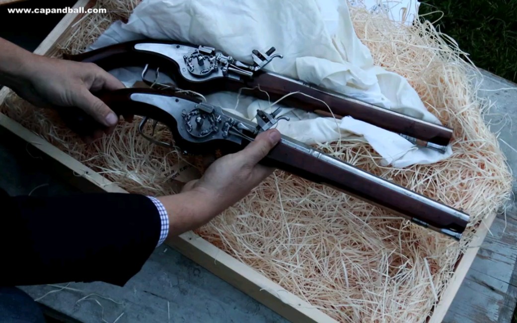 可以连续射击,为什么骑兵不装备三眼铳?