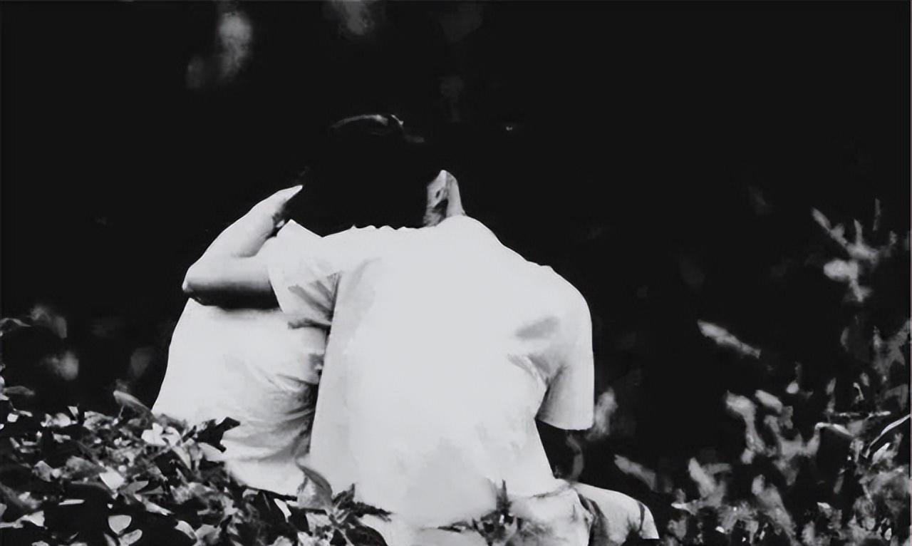 赖三羊:因撤职心生仇恨,炸毁军舰致134人牺牲,让国家损失11亿