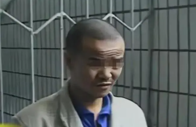 纪实:四川恶徒李文忠,打母亲砍父亲,他的所作所为远超常人想象