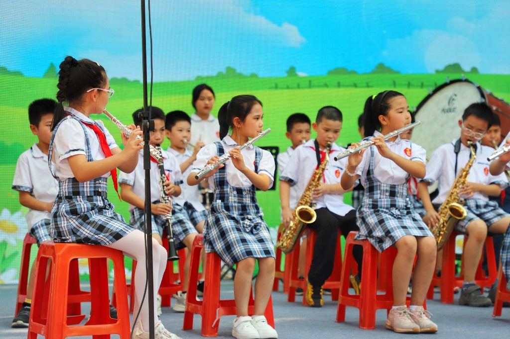 "六一"乐声不断,爱心流淌!佛山市城南小学"花式"过节嗨翻天
