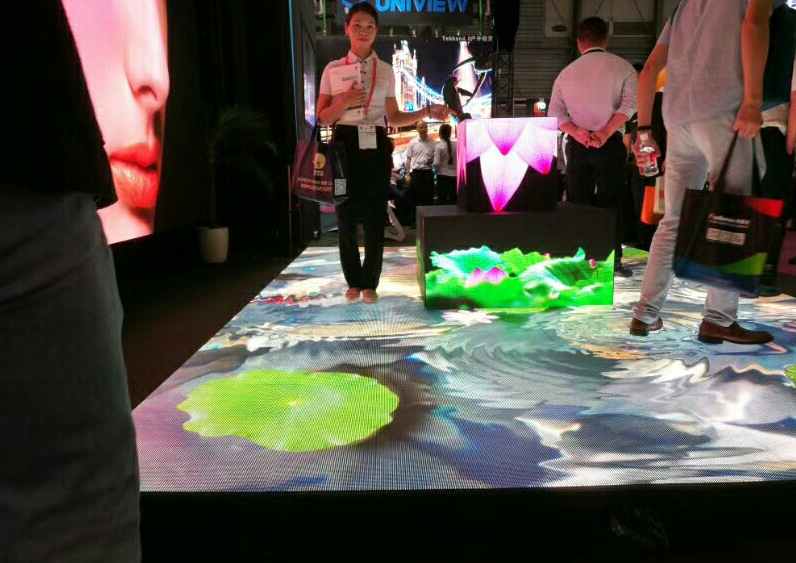 led异形屏定制的设计要素及其未来发展趋势-德润赛尔