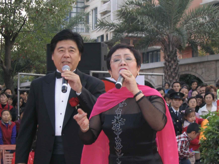 原来这4位歌星已经去世,难怪再也见不到他们唱歌了