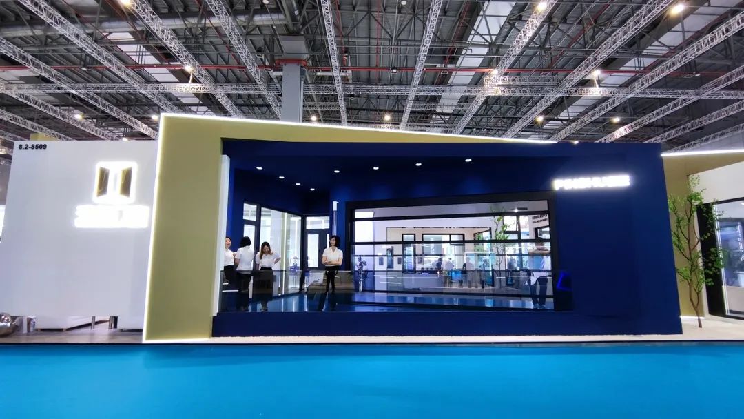 首日高燃|天东门窗惊艳亮相上海fbc博览会