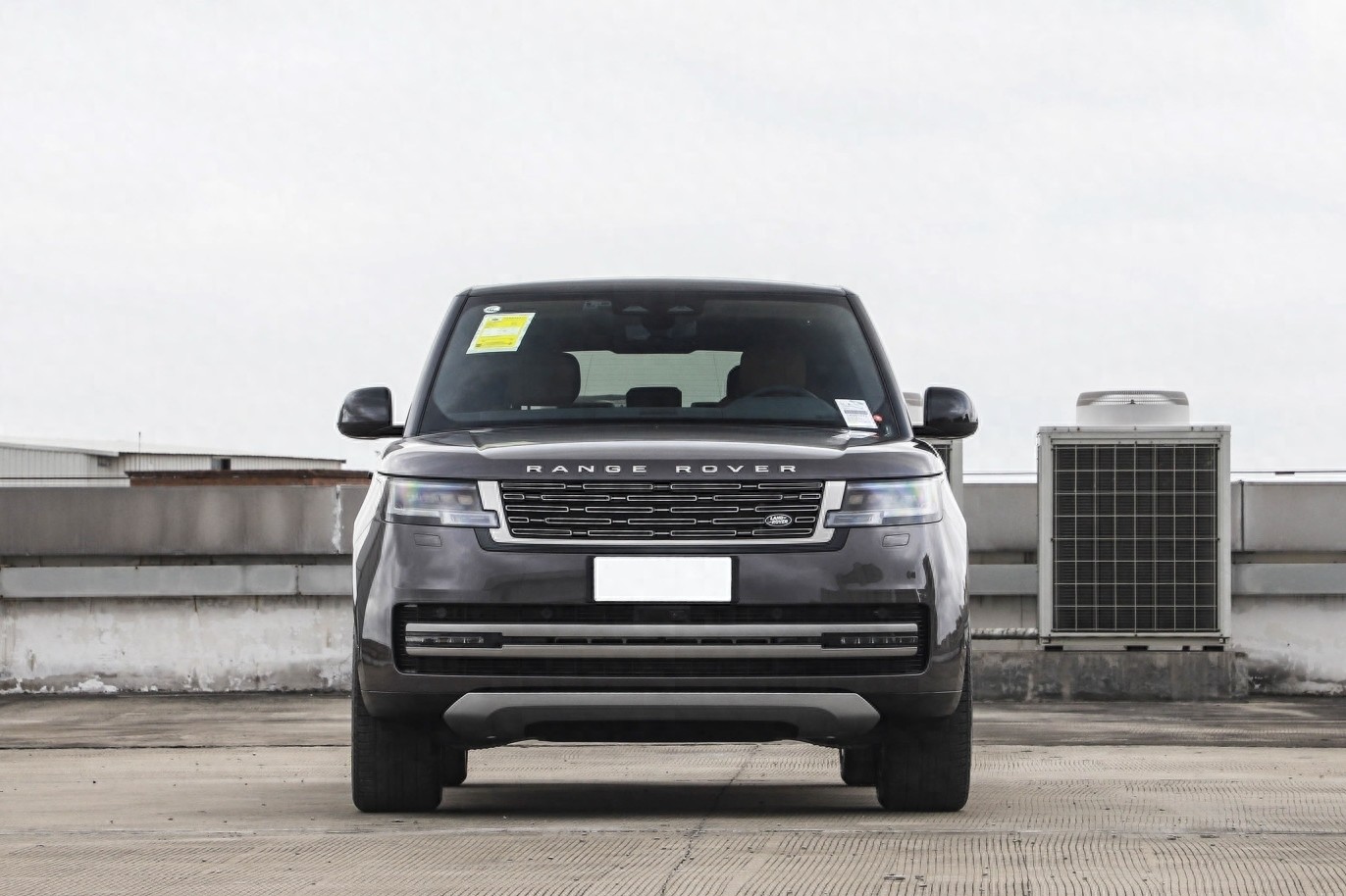 豪华商务suv!全新路虎揽胜实车,4座豪横霸气!