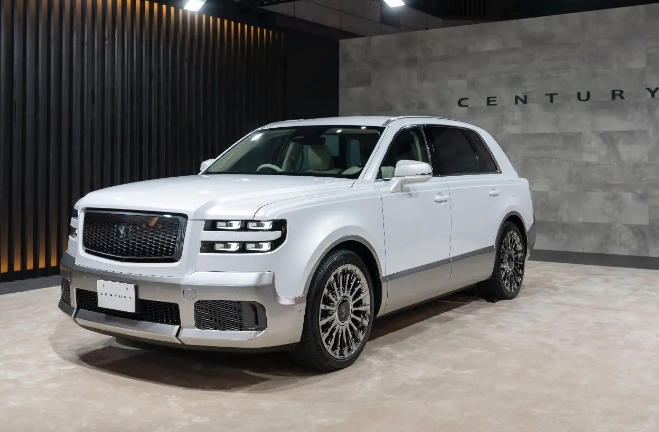 长相独特的百万级豪车,丰田世纪suv配备四座,这才是不坑穷人