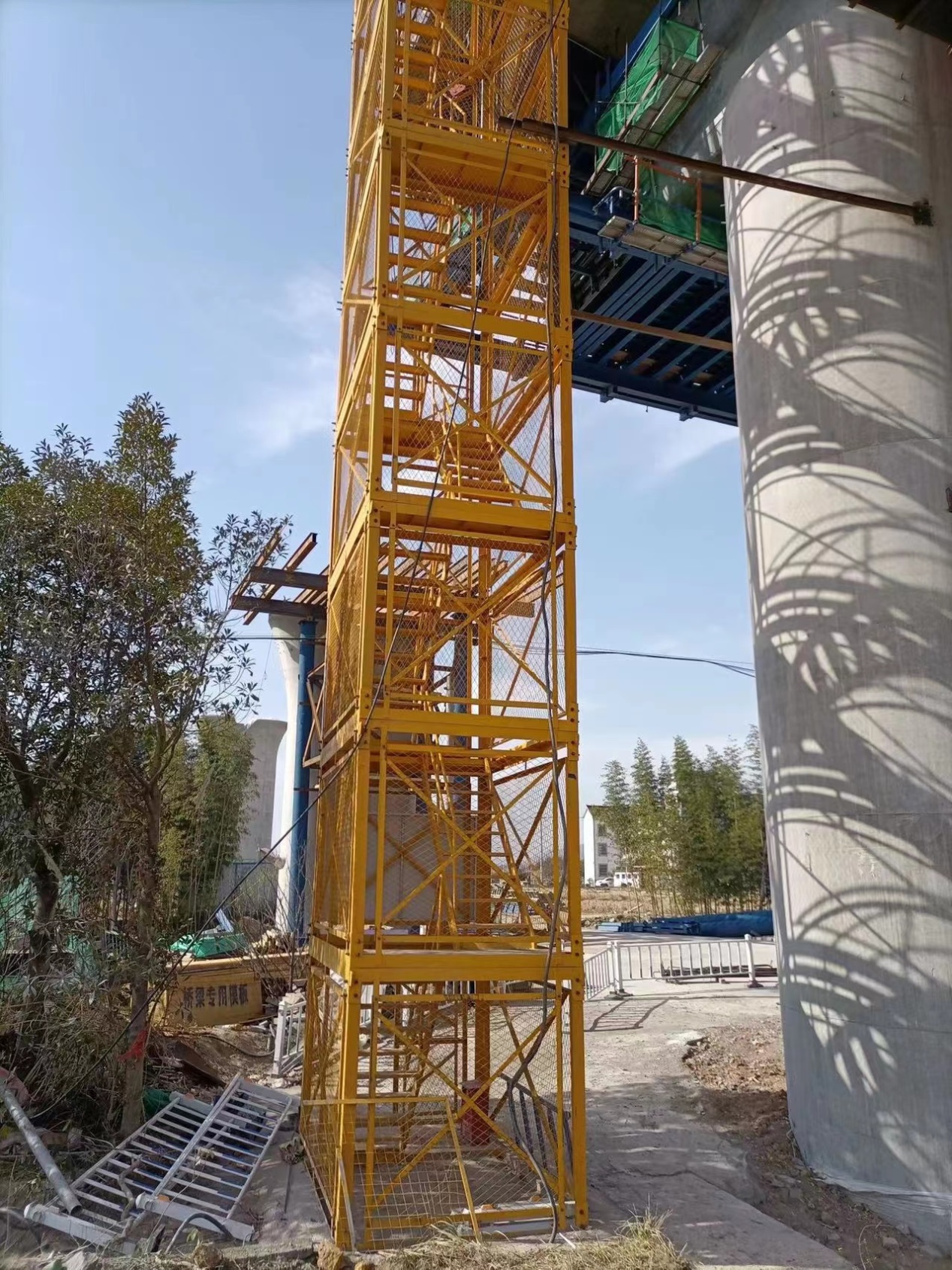 速看安全笼梯在建筑中为什么不可替代