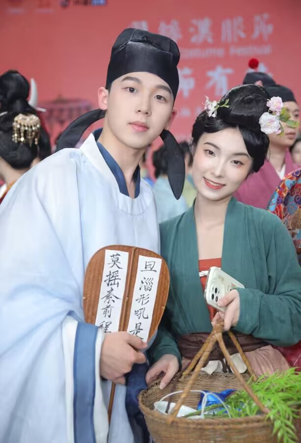 "国丝汉服节"走秀|感受中国华服之美