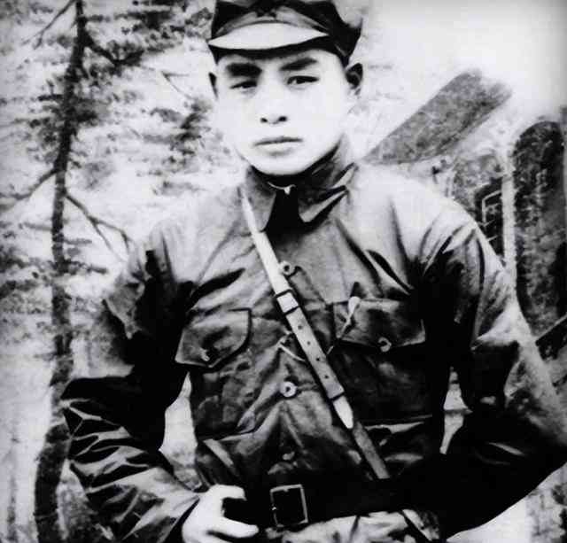 颜文斌:率200人的敢死队杀鬼子,终生不原谅日本人,活到99岁