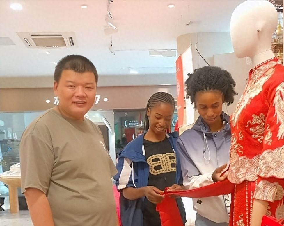 坦桑尼亚网红拉乌:嫁中国之路,婚期临近,仓促嫁人引争议