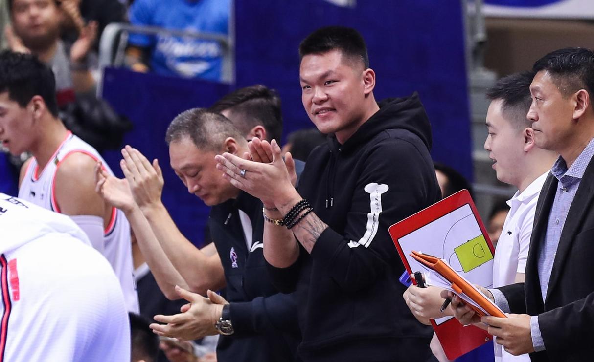 锋线大动作!广东男篮欲签约刘传兴,周琦回归成争冠底牌