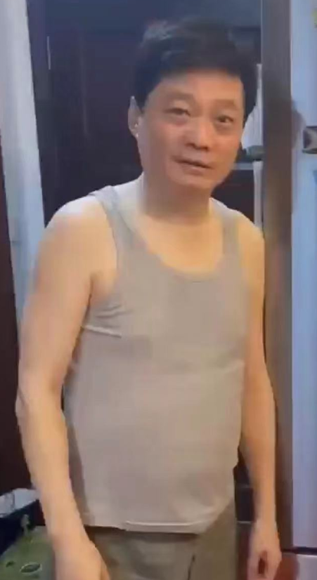 60岁崔永元近况曝光!萎靡不振疑身患抑郁,首回应穷得揭不开锅