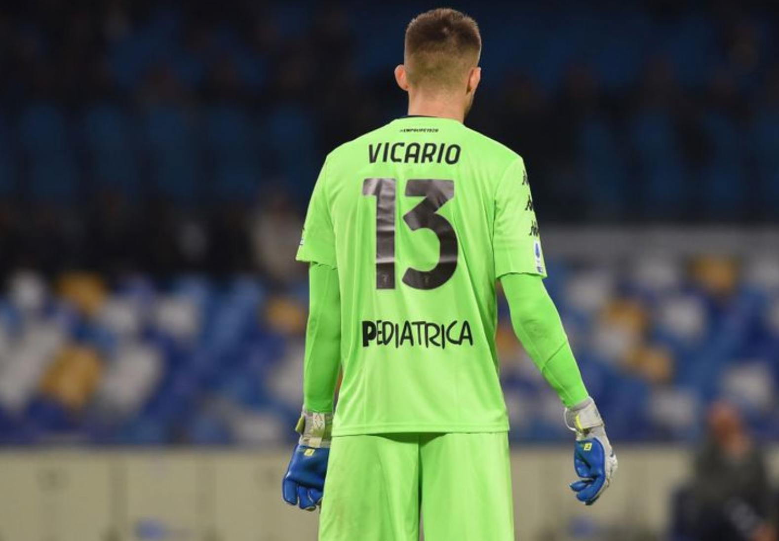 詹姆斯·麦迪逊可以使用托特纳姆热刺队的球衣号码