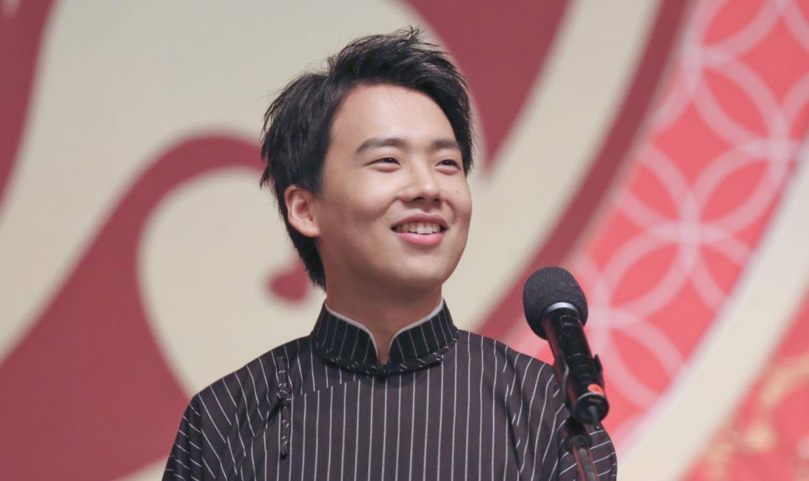 综艺新宠!郭麒麟幽默机智,星二代中的笑点担当引全场捧腹大笑!