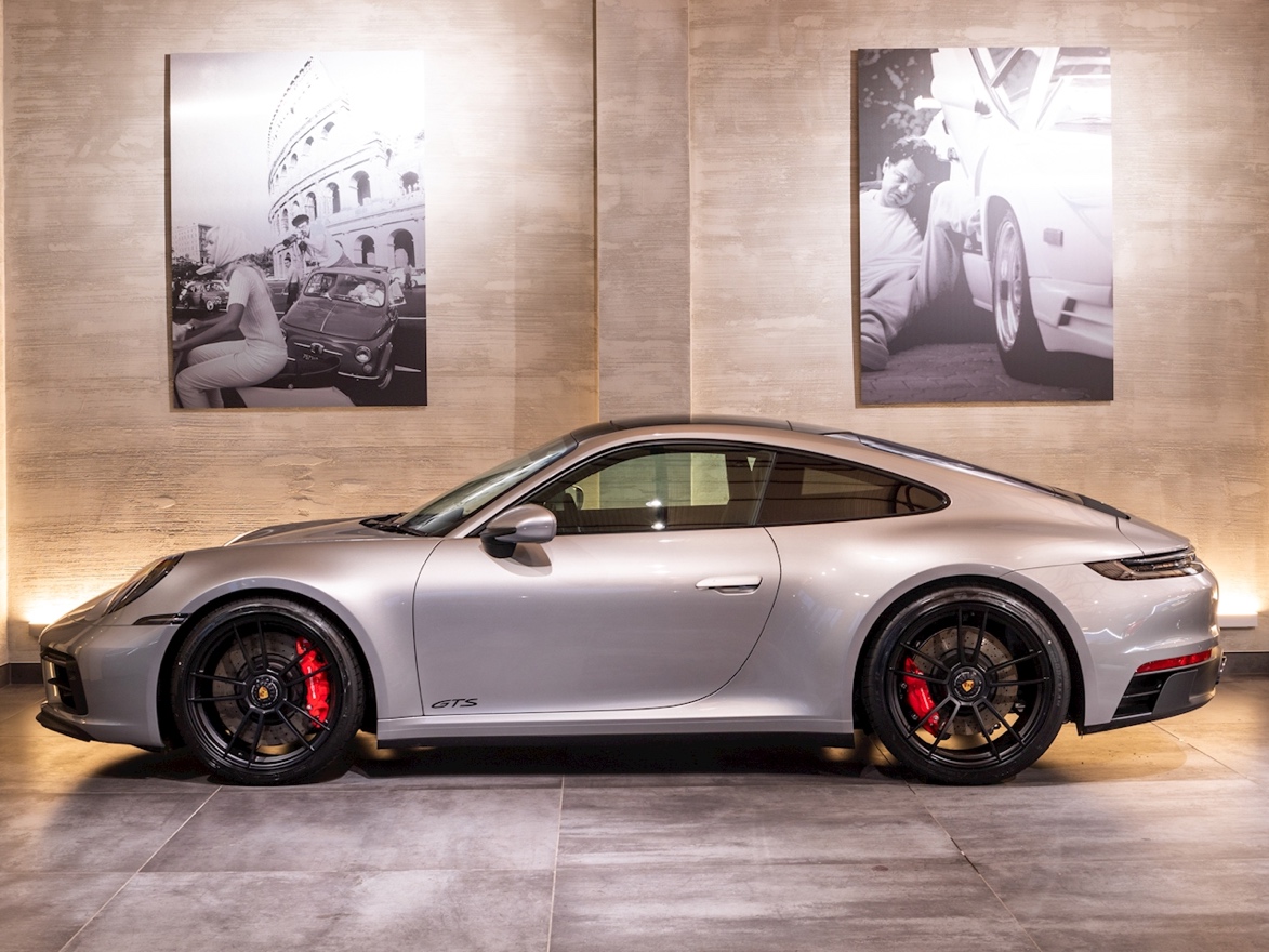 来自德国的跑车标杆,保时捷911卡雷拉gts「第五趴」