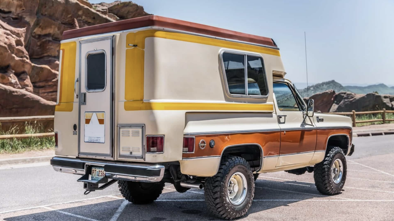 这辆露营车竟然是皮卡改的!别说,还挺好看!
