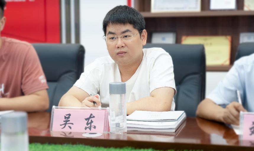 中国民营经济国际合作商会领导实地走访运鸿集团产业园