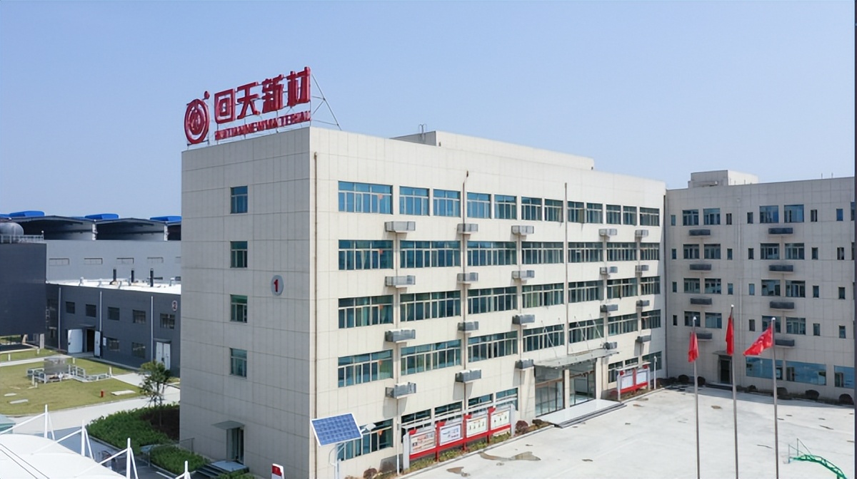 回天新材创始人章锋被刑拘前已经交棒儿子,并与妻子离婚对分股份