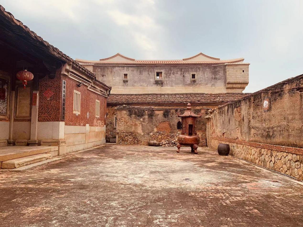 闽南记忆│闽南砖雕中红砖厝的传说