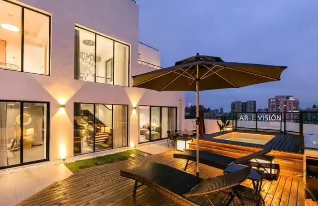 纪实:哈尔滨电霸李伟,狂敛数10亿,包庇亲弟玩弄女性,终被审判