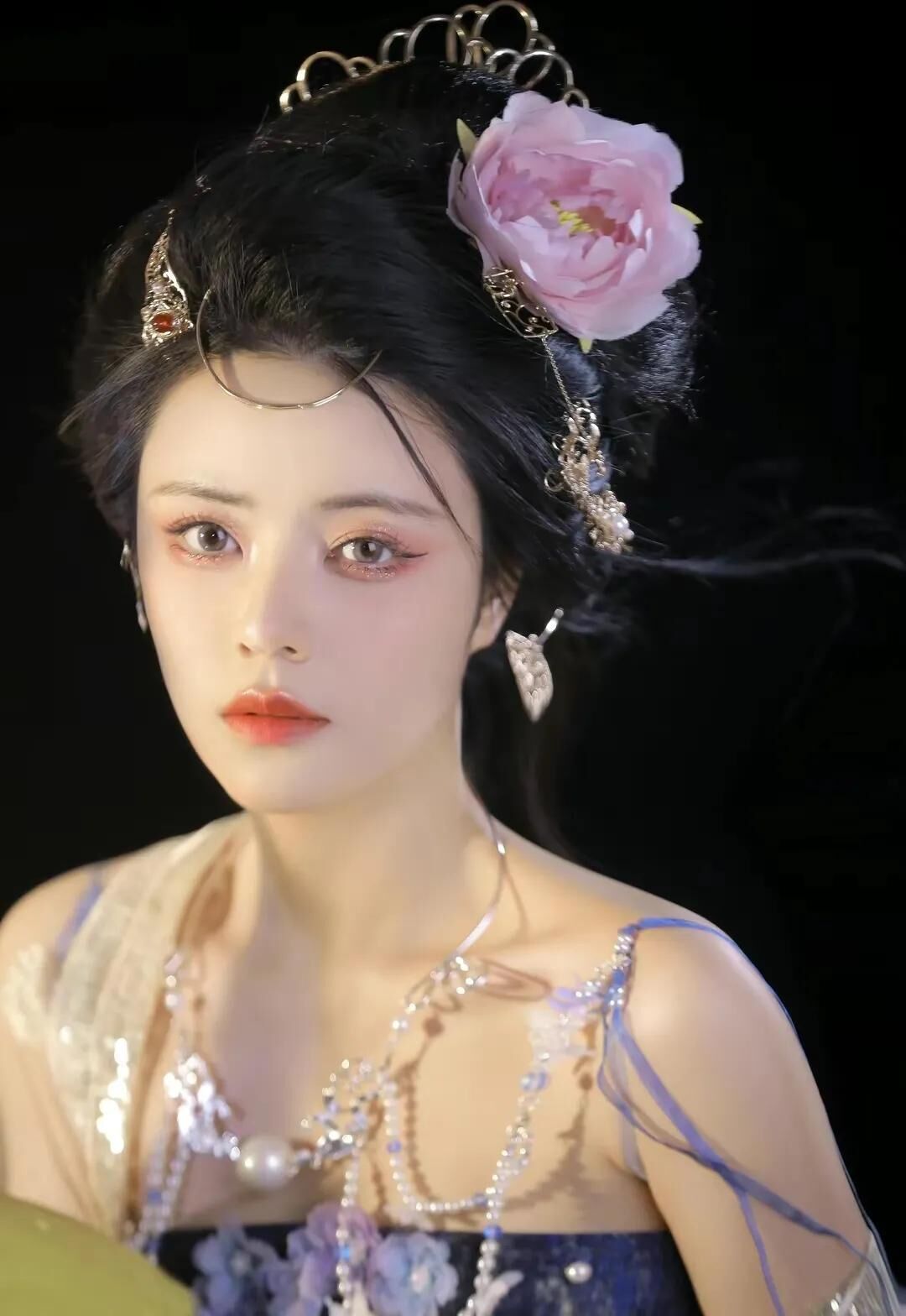 惊艳出圈的汉服美人妆造!中国古装剧以后请按这个标准"卷"起来