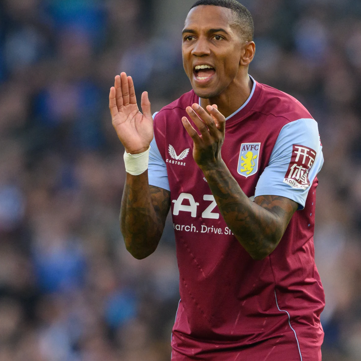 阿什利·杨在阿斯顿维拉退出后同意转会后接近新的英超俱乐部