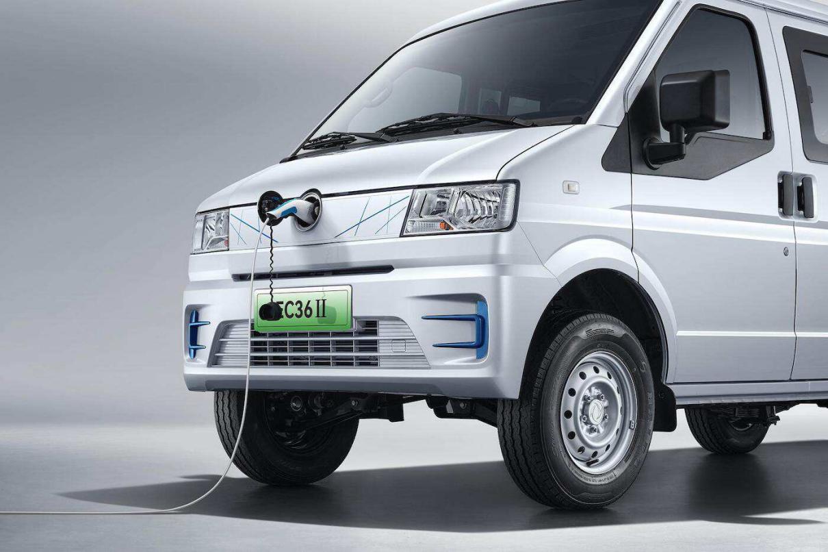 每公里7分钱还有6000元现金补贴,东风小康ec36ii客货公商全能行