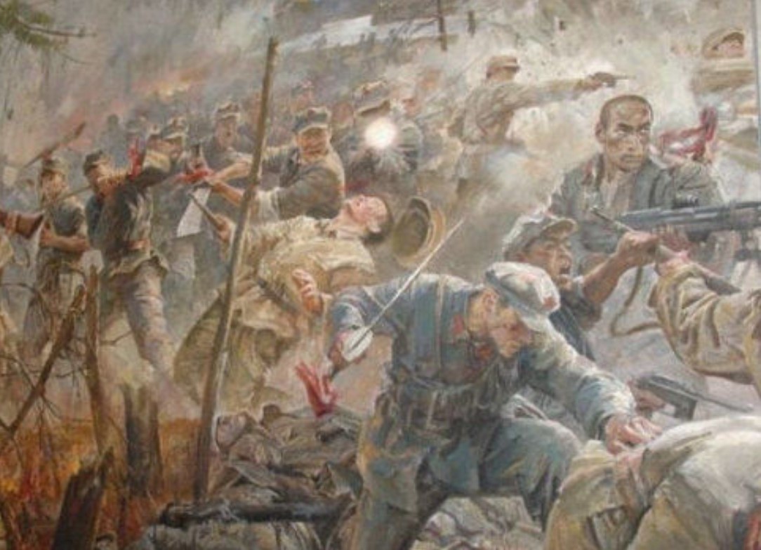 马家军骑兵挥刀砍下,红军团政委一摸:帽子没了,脑袋还在!