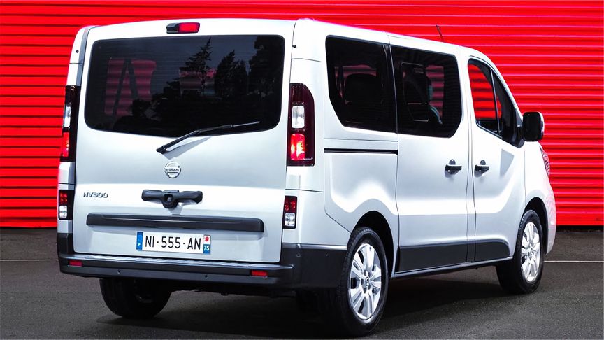 2023款日产nv200正式亮相!配床车布局 油耗7升,看啥五菱宏光