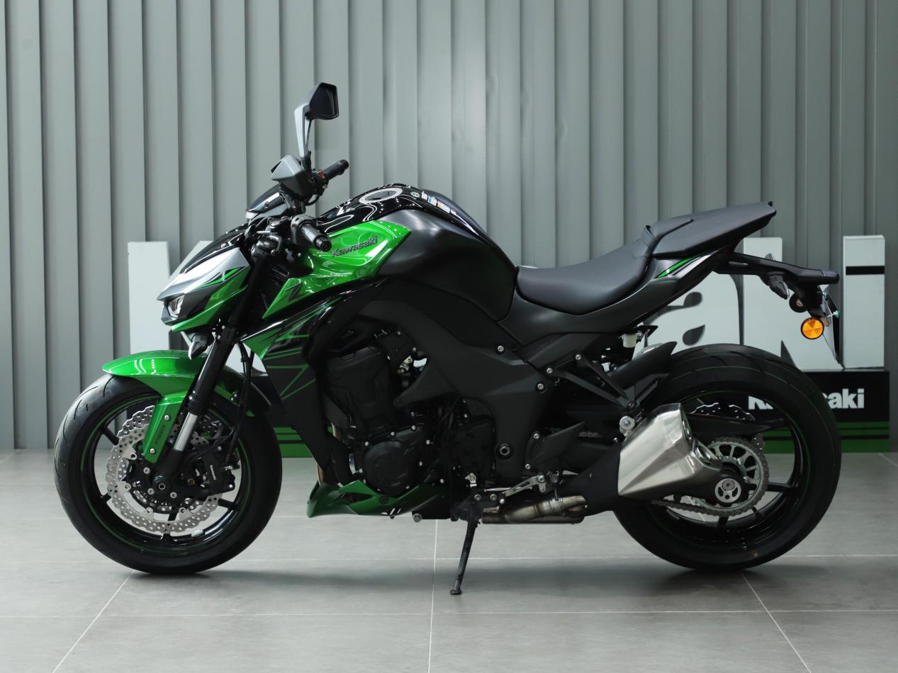 热门摩托车鉴赏,川崎,z1000￥154,000-169,000