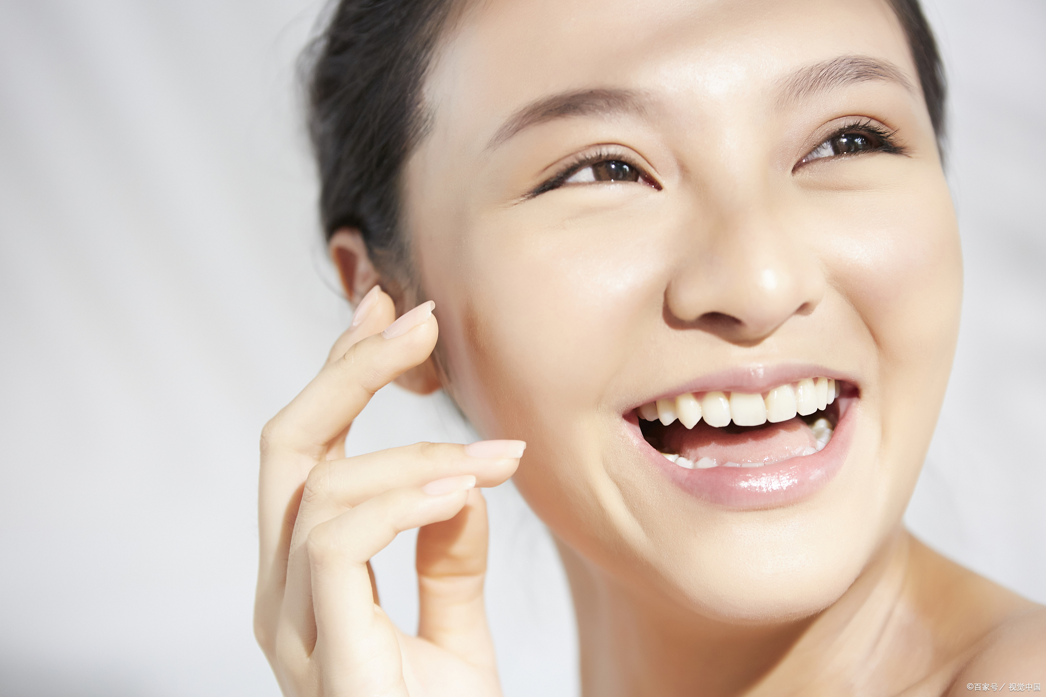 牙周炎的早期症状及治疗方法解析:保卫牙齿健康