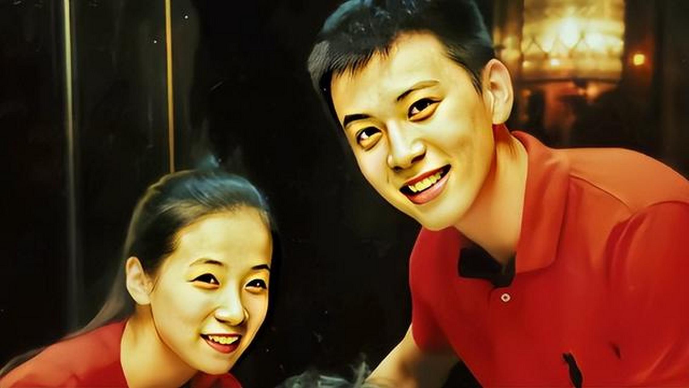 他的妻子唐佳良在微博上发出暗示他们婚姻问题的文案,并删除了与杨鸣