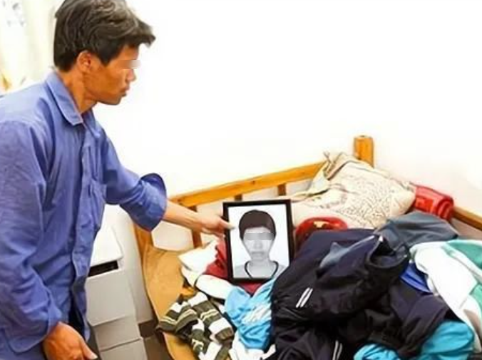 08年"九天化尸"迷案:初中生被害身亡,九天后被发现只剩一副骨架