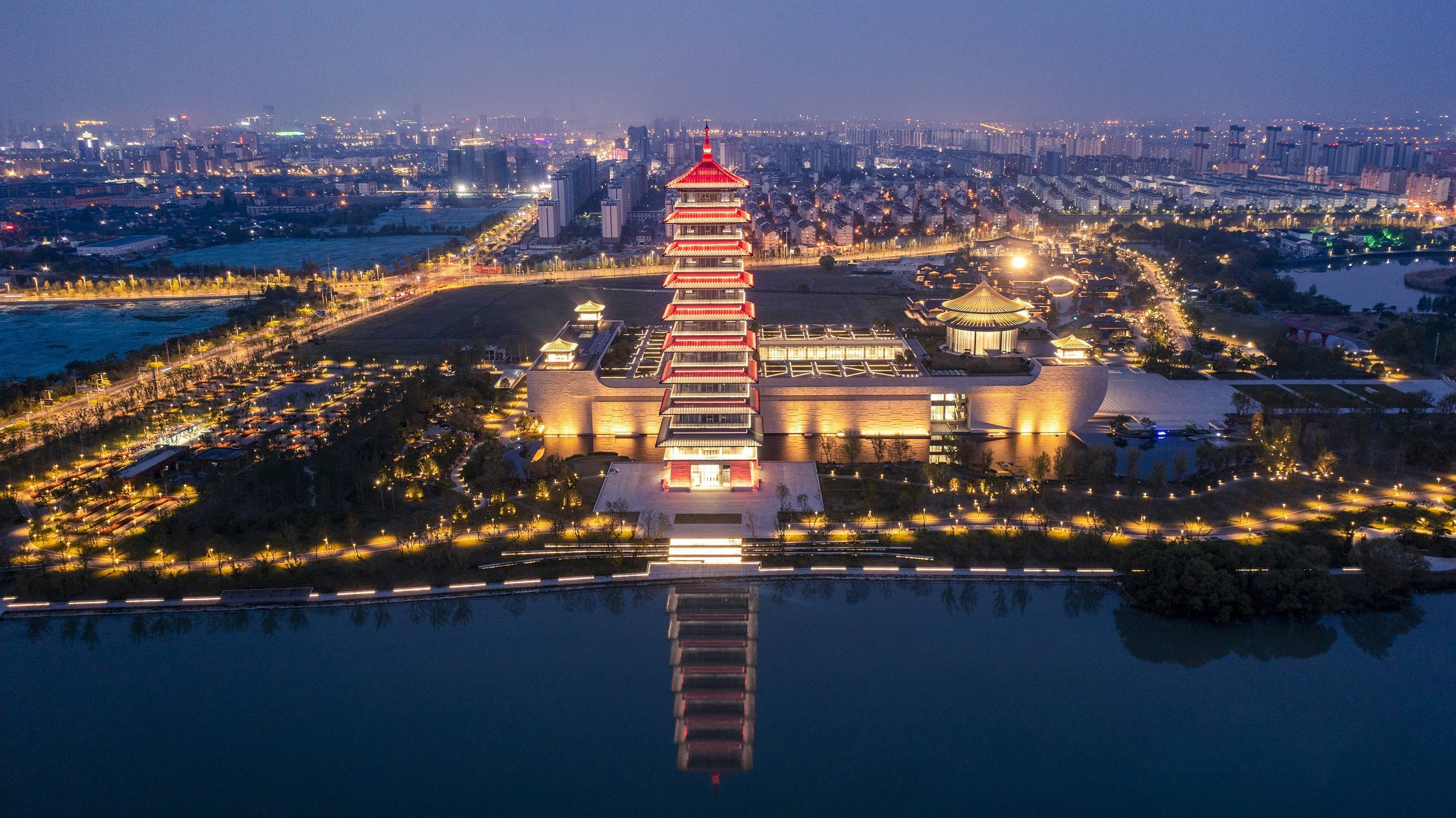 古语云烟花三月下扬州,其实扬州美景不止三月