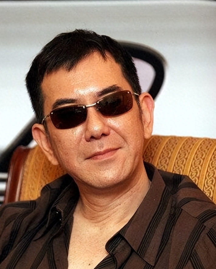 黄秋生现身金像奖被喊滚出国!他说:我是香港的,香港是外国吗?