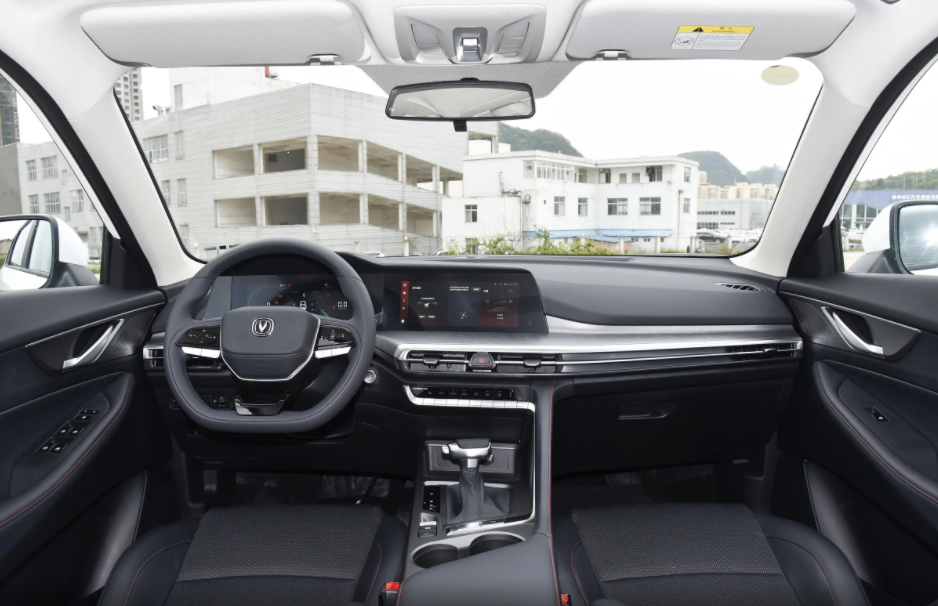 1.4t自动挡,裸车不到8万元,长安cs35 plus新增车型上市