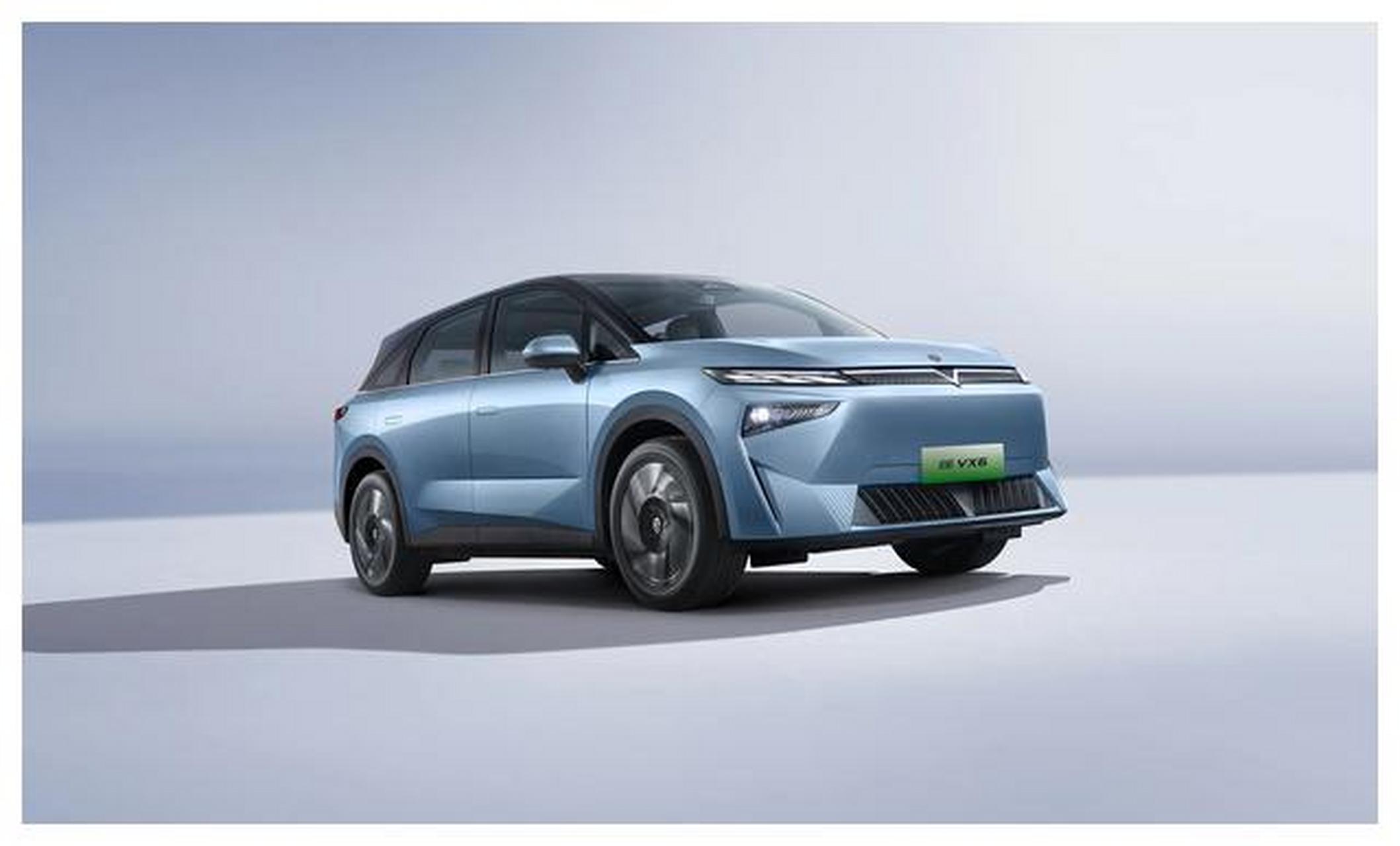 启辰vx6是东风日产发布的一款新能源家用suv,拥有运动感的外观设计