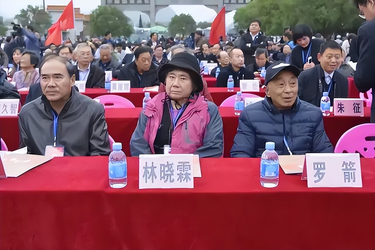 林帅长女林晓霖:童年在苏联孤独长大,晚年替父道歉,想做普通人