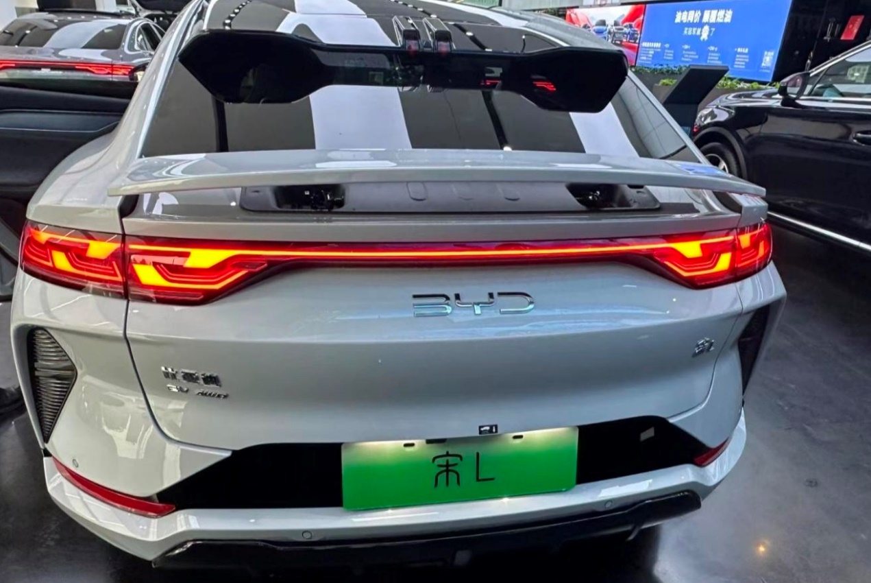 到店实拍全新比亚迪宋l:白色实车更具质感,广州车展上市