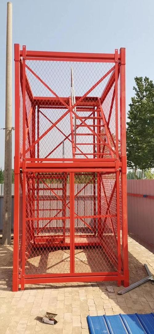 速看安全笼梯在建筑中为什么不可替代