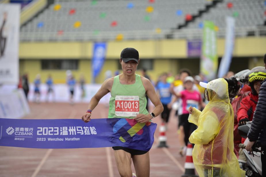 杨乐,张立钢双双打破纪录!浙商银行·2023温州马拉松圆满落幕!