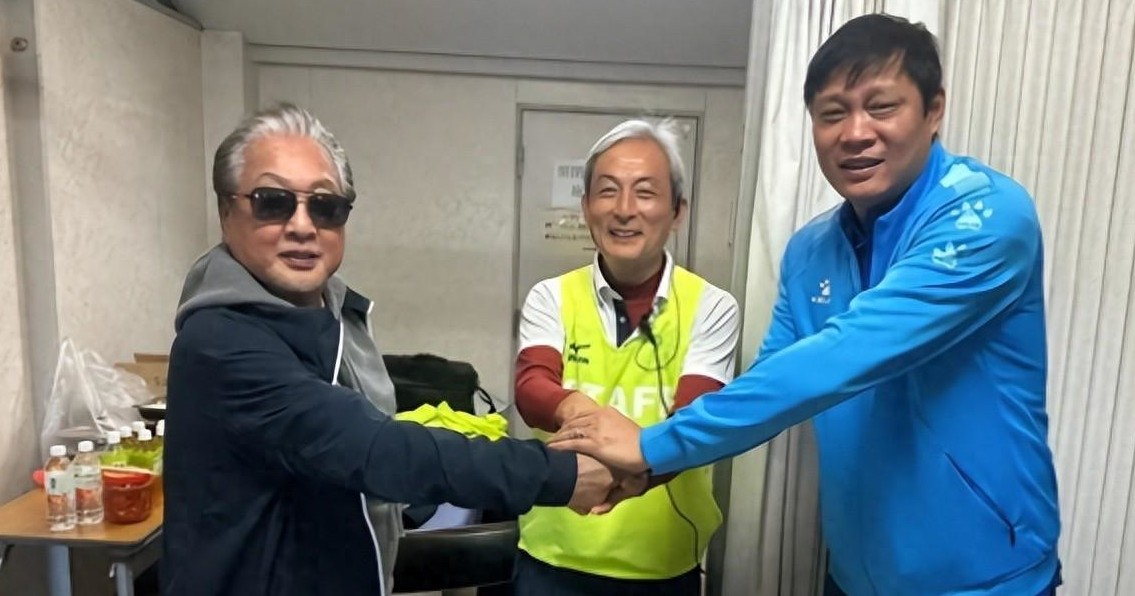 范志毅刚出任上海队主教练,就带队在东京连战连胜,力压日韩夺冠