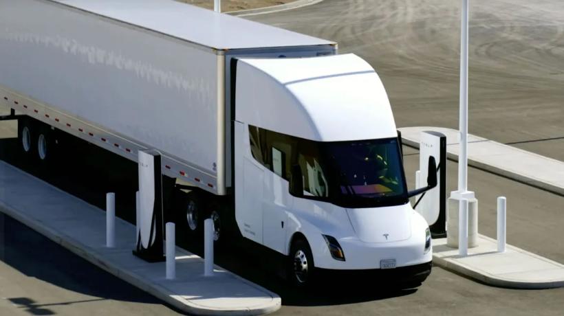 特斯拉推出半挂电动车,这可能继续推动汽车行业发生重大变革