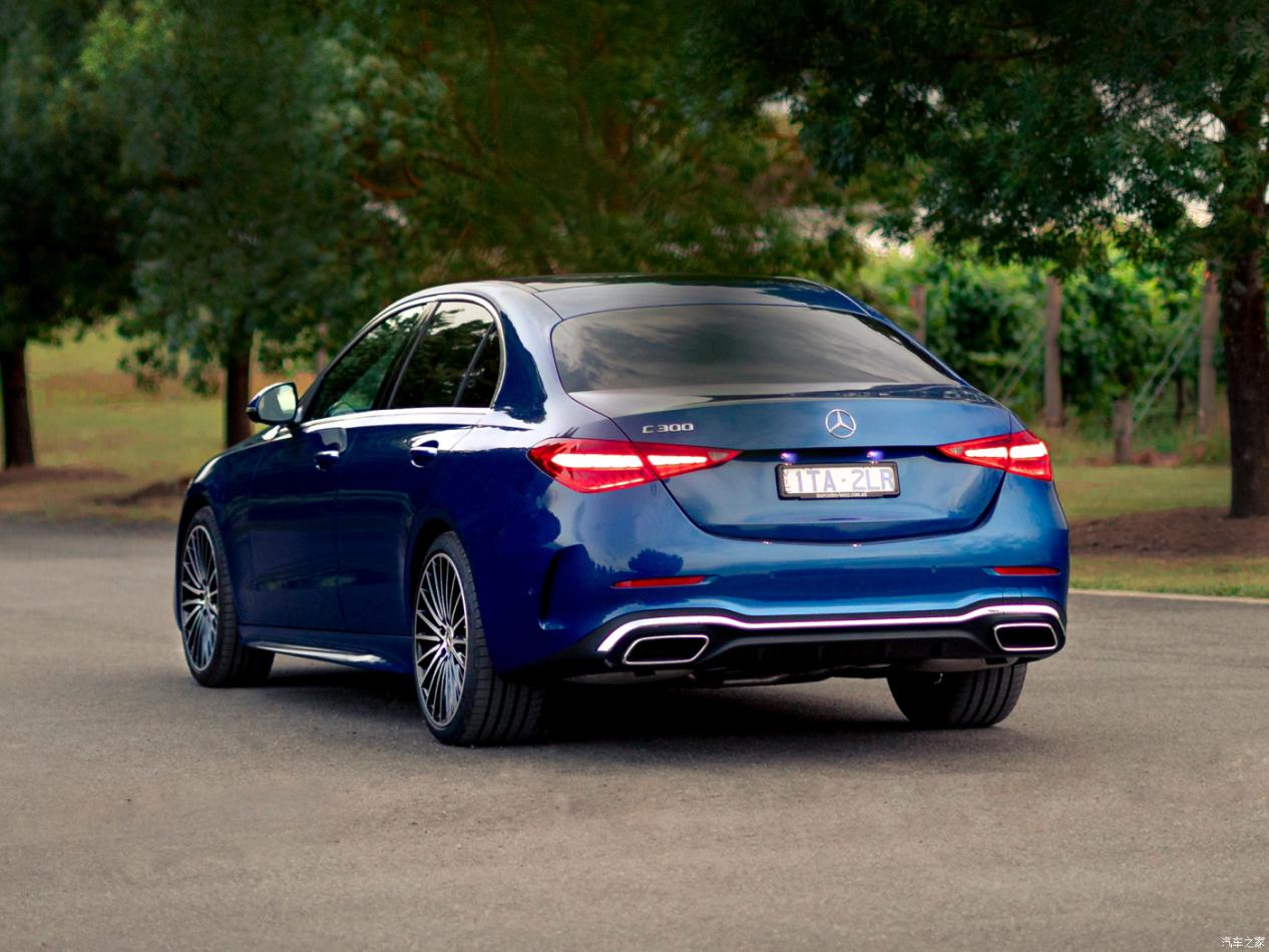 2023梅赛德斯奔驰c级跑车c220d,4matic外部和内部细节展示