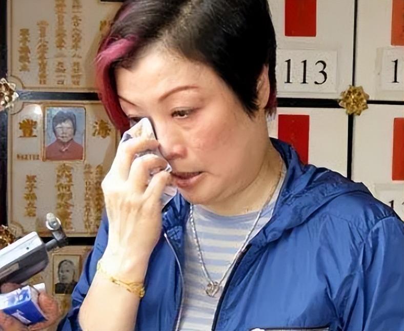 陈淑芬:港媒豪掷一个亿买张国荣临终照片,她为何死守不放?